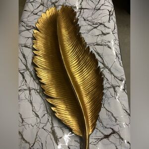 Gold leaf plate